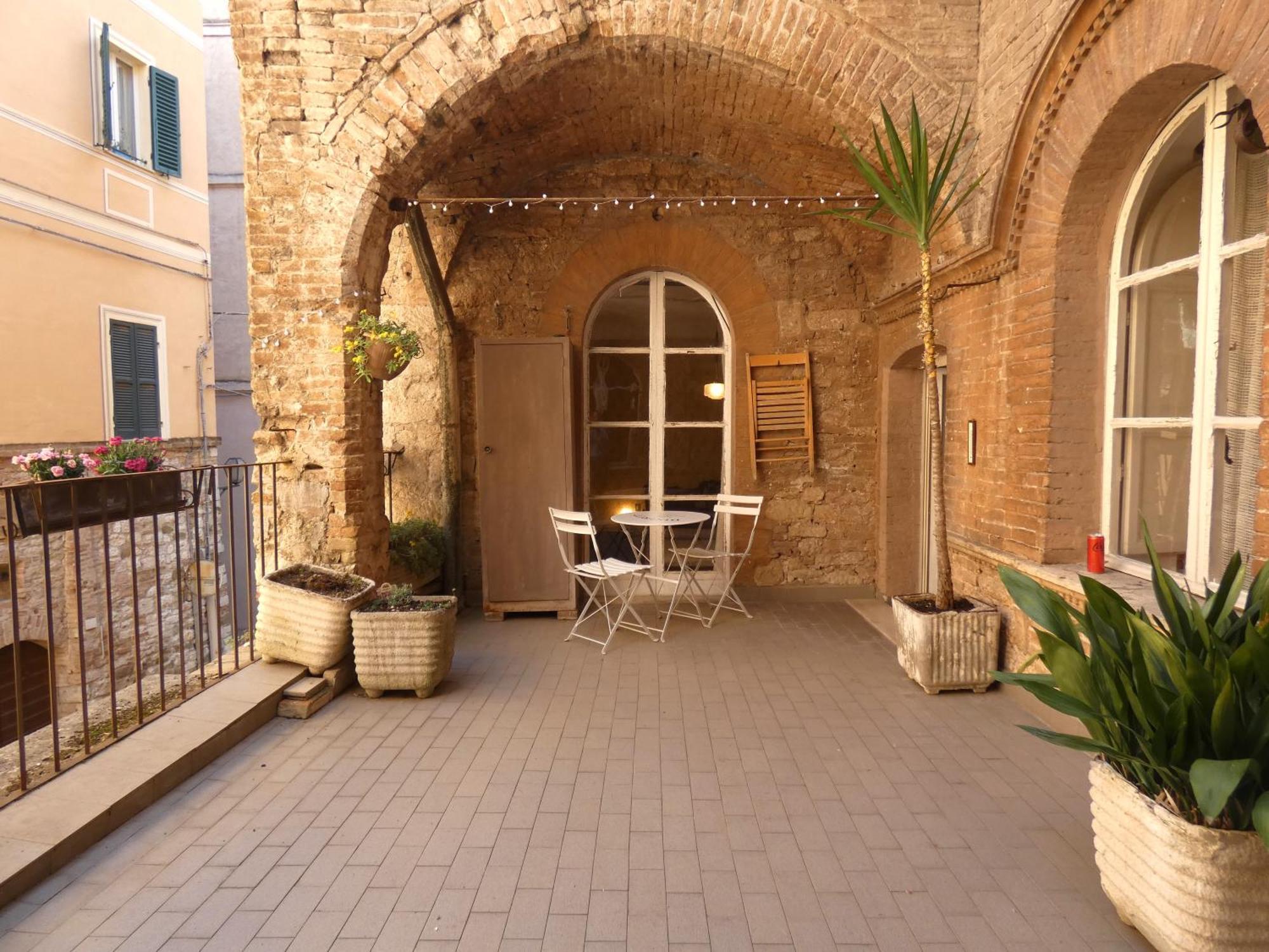Via Vincioli - La Terrazza Nel Cuore Di Perugia Eksteriør billede